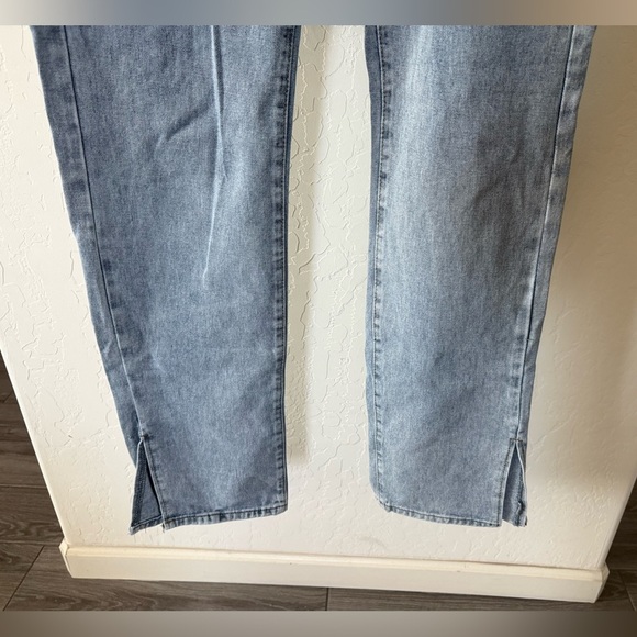 Shein|Light Blue Denim Jeans in straight leg with side slit•••High rise Large - Picture 4 of 12